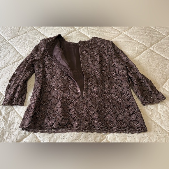Women's Brown Lace Top and Skirt Suit Set - Picture 5 of 11